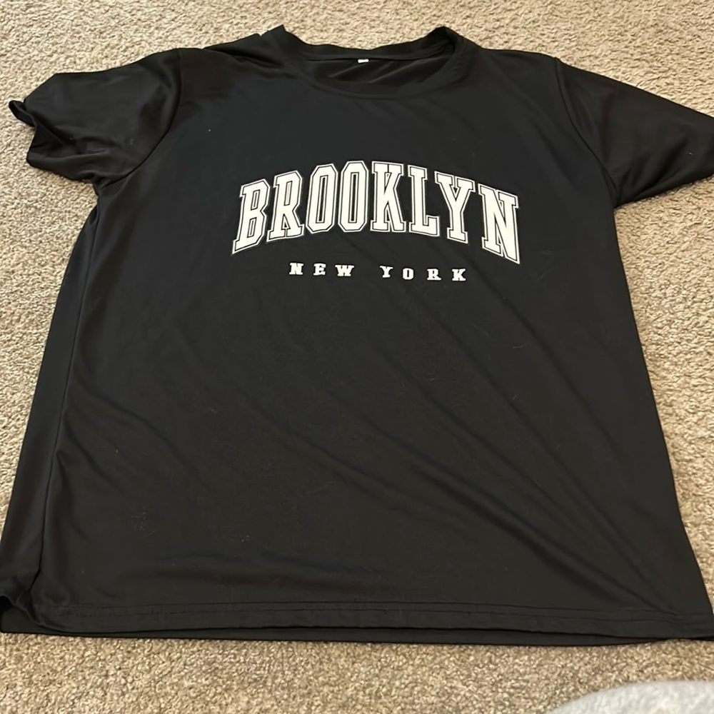 Graphic tee